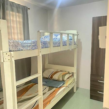 2 Bedroom Townhouse In Bacolod City Екстериор снимка