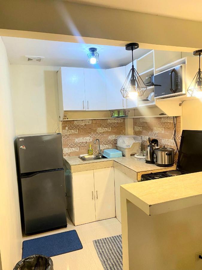 2 Bedroom Townhouse In Bacolod City Екстериор снимка