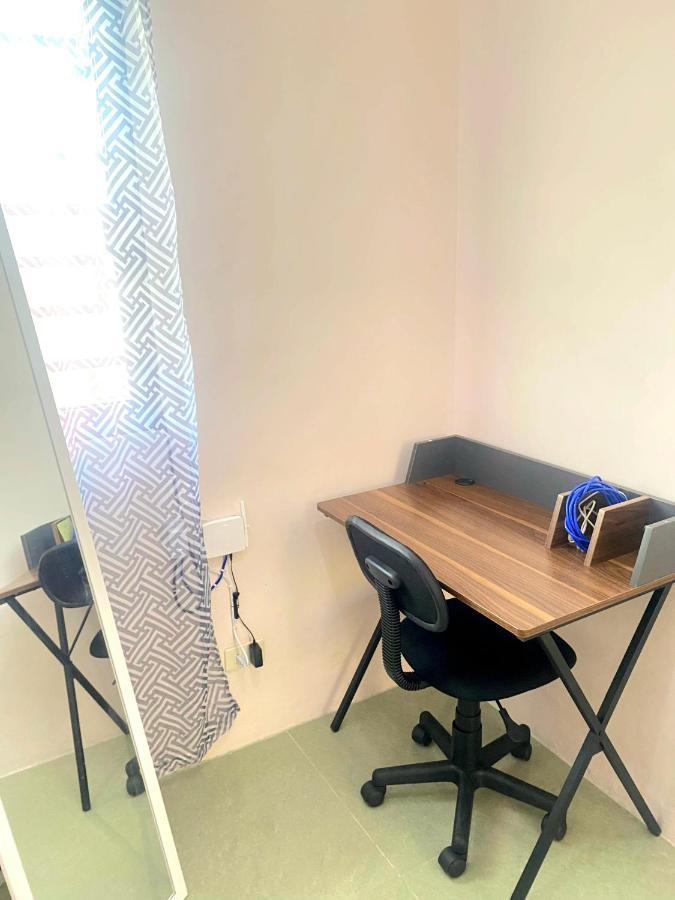 2 Bedroom Townhouse In Bacolod City Екстериор снимка